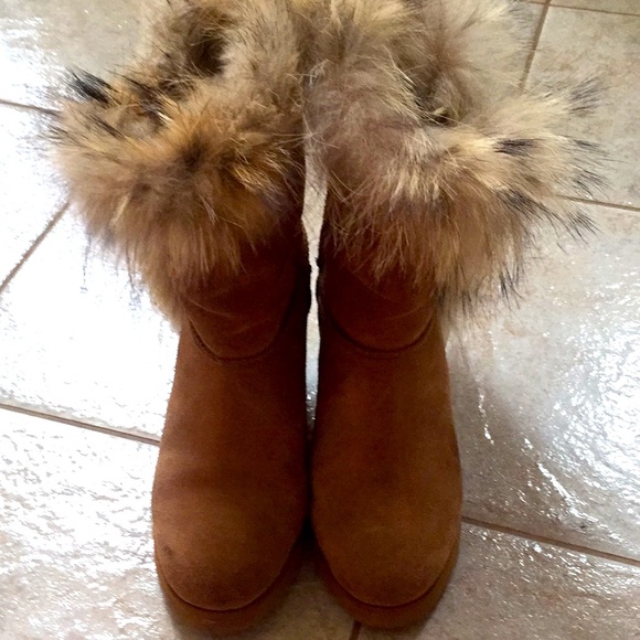 Koolaburra Boots - Picture 2 of 5